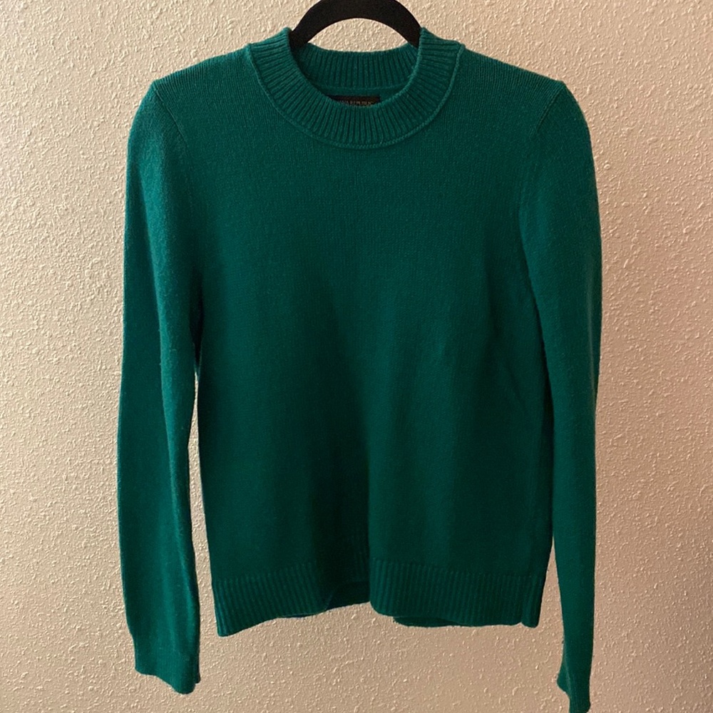 Kelly Green Banana Republic Sweater